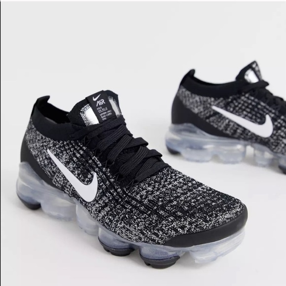Nike AIR Vapormax Flyknit Sneakers Shoes - Picture 3 of 12